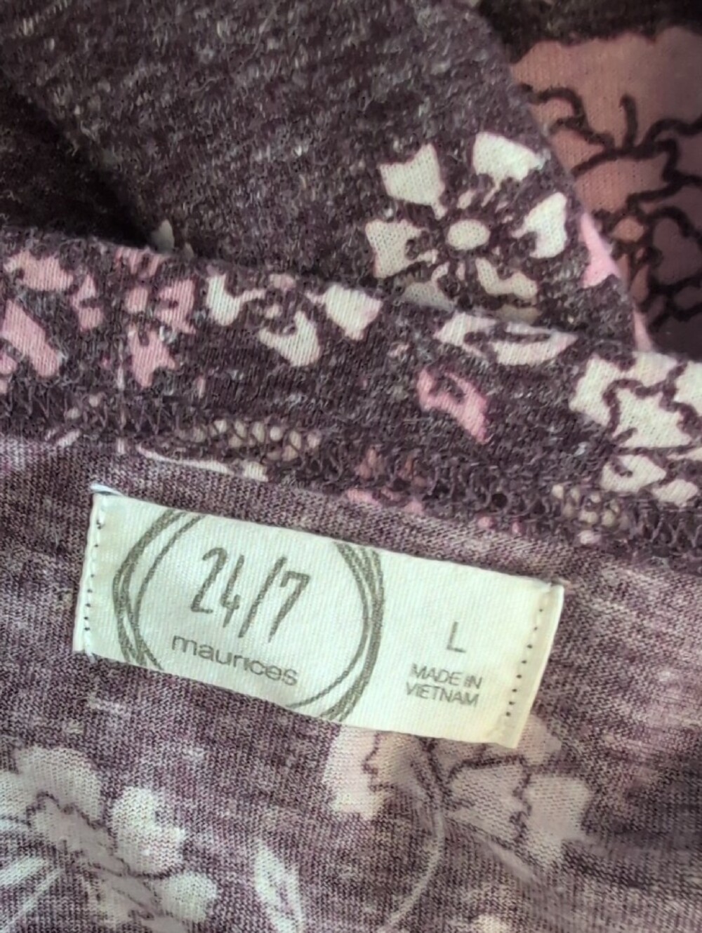Maurices 24/7 Floral Short Sleeve Knit Lace Sleeve Detail Top L 593A - Picture 5 of 6